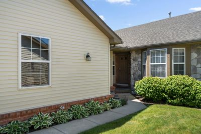 1855 N Kenwyck Drive, Condo with 2 bedrooms, 3 bathrooms and null parking in Ypsilanti MI | Image 1