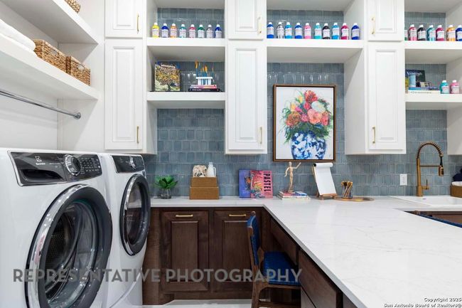 310 Cleveland, House other with 4 bedrooms, 5 bathrooms and null parking in New Braunfels TX | Image 43