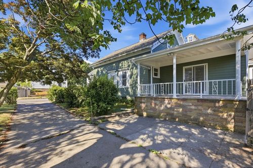 501 Pine St, Fall River, MA, 02720-5041 | Card Image
