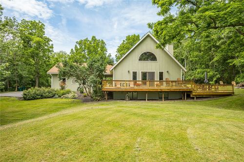 4824 County Road 16, Canandaigua, NY, 14424-8912 | Card Image