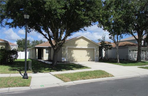 9603 Maxson Dr, LAND O LAKES, FL, 34638-6974 | Card Image
