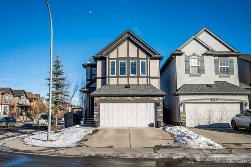 410 Cranford Drive Se, Home with 3 bedrooms, 2 bathrooms and 4 parking in Calgary AB | Card Image