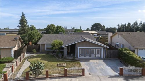 1418 Nut Tree Rd, Livingston, CA, 95334-9759 | Card Image