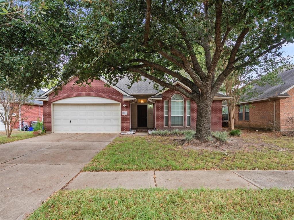 Lauderwood Ln, Katy, TX 77449