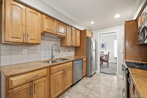 1971 Hyde Park Rd, Detroit, MI, 48207-3819 | Card Image