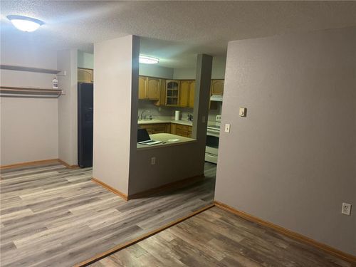 306-221 Grand Avenue, South Saint Paul, MN, 55075 | Card Image