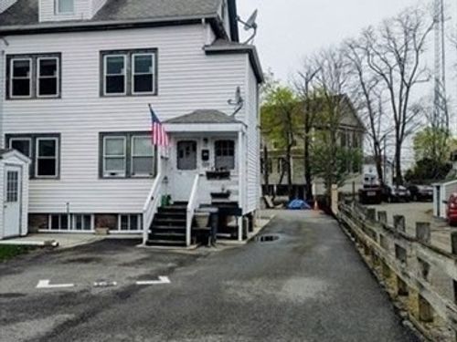 2-16 Wall St, Foxboro, MA, 02035-2914 | Card Image