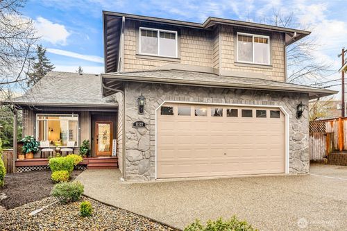 11527 52nd Ave Se, Everett, WA, 98208-9235 | Card Image