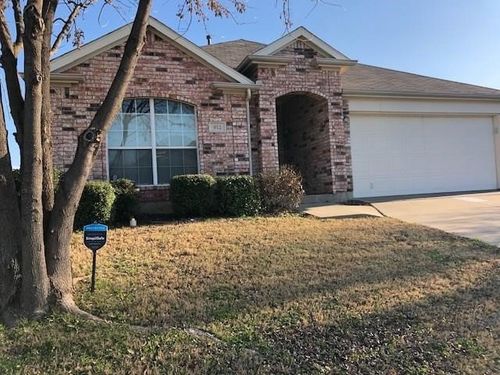 912 Tabasco Trl, Arlington, TX, 76002-3043 | Card Image
