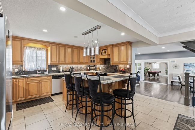 724 Line 3 Rd, House other with 4 bedrooms, 3 bathrooms and 20 parking in Niagara on the Lake ON | Image 13