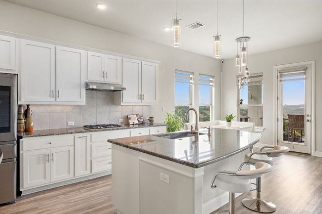 1304 Positano Pass, House other with 4 bedrooms, 4 bathrooms and null parking in Leander TX | Image 8