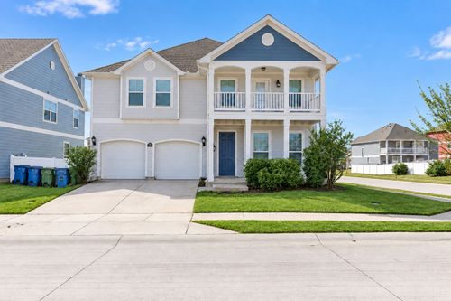 9160 Cranston Ct, Providence Village, TX, 76227-5802 | Card Image