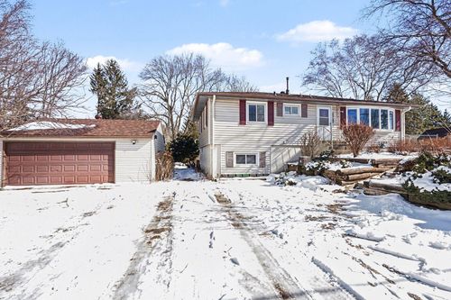 20140 Akin Rd, Farmington, MN, 55024-9440 | Card Image