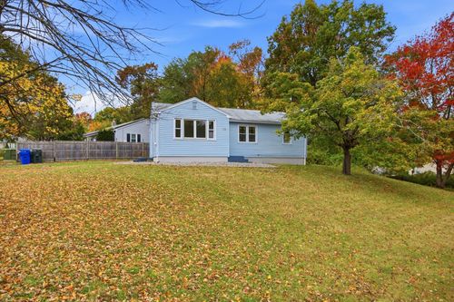 114 Leatherleaf Dr, Springfield, MA, 01109-1446 | Card Image