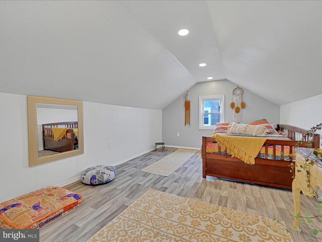 547 E Main St, House other with 4 bedrooms, 3 bathrooms and null parking in HEGINS PA | Image 31