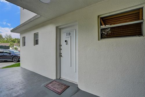 apt-110-4235 N University Dr, Sunrise, FL, 33351-6215 | Card Image