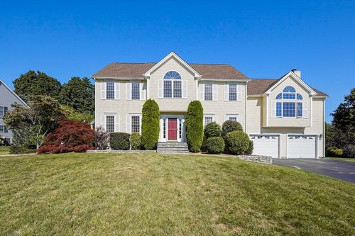 9 Brookside Dr, Sutton, MA, 01590-4813 | Card Image