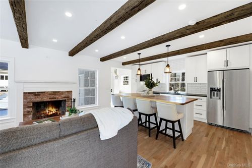 17C Basket Neck Ln, Remsenburg, NY, 11960 | Card Image