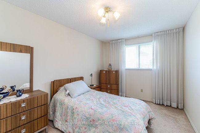10 Polygon Crt, House other with 4 bedrooms, 3 bathrooms and 4 parking in Brampton ON | Image 25