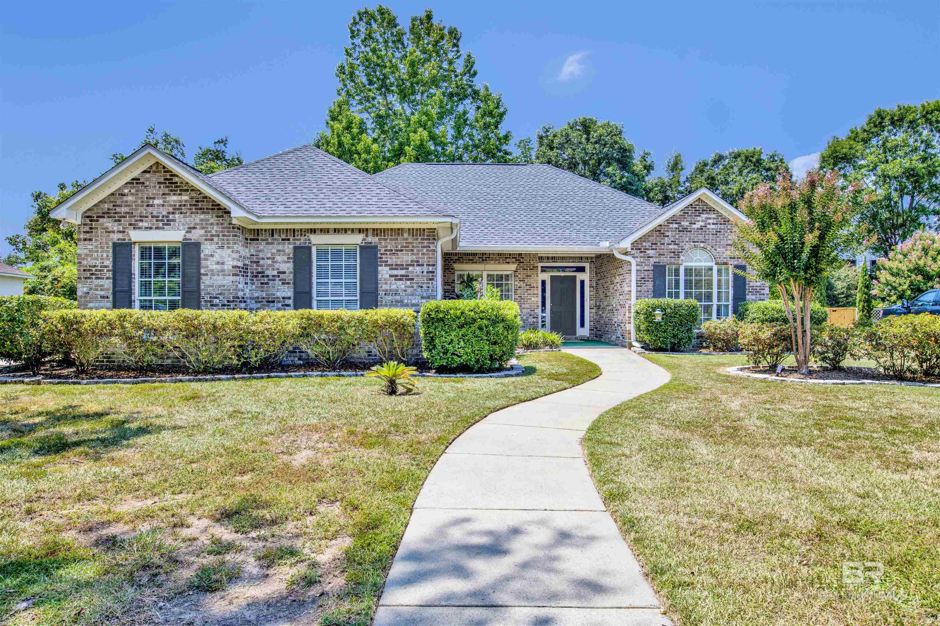 Hawthorne Cir, Fairhope, AL 36532