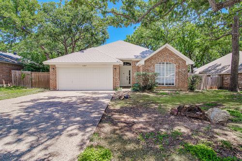 6307 Blaney Dr, Arlington, TX, 76001-7614 | Card Image