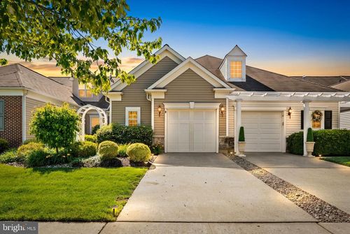 50 Sparrow Dr, Trenton, NJ, 08690-2462 | Card Image