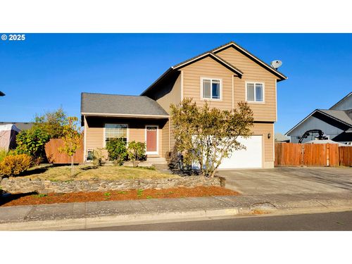 881 Arrow Leaf Pl, Harrisburg, OR, 97446-9685 | Card Image