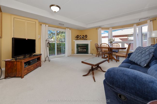 206 - 6704 Thorold Stone Rd, Condo with 2 bedrooms, 2 bathrooms and 1 parking in Niagara Falls ON | Image 6