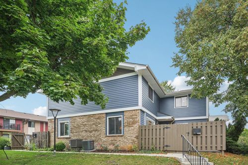 N76W14595 North Point Court, MENOMONEE FALLS, WI, 53051 | Card Image