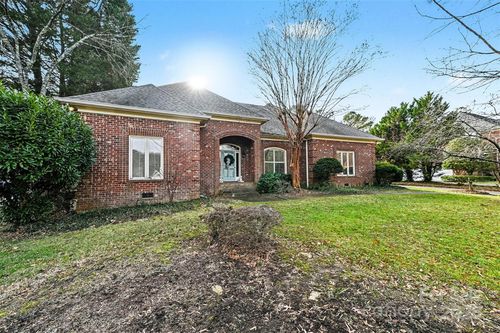 7716 Red Oak Ln, Charlotte, NC, 28226-7267 | Card Image