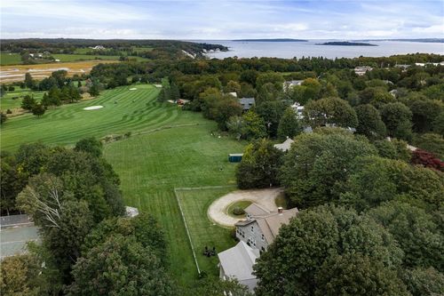31 Calvert Pl, Jamestown, RI, 02835-1514 | Card Image