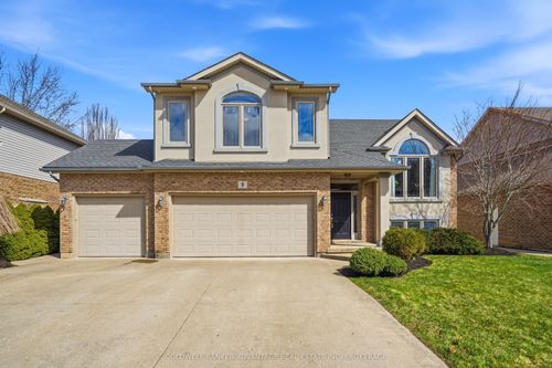 9 Bacon Lane, Fonthill, ON, L3E0P5 | Card Image