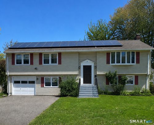 70 Ridge Crest Cir, Wethersfield, CT, 06109-1048 | Card Image
