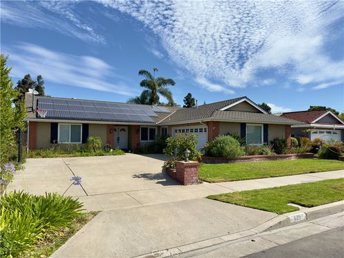 629 E Riverview Ave, Orange, CA, 92865-1335 | Card Image