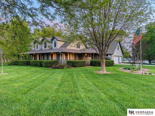 6801 Vanderslice Circle, Lincoln, NE, 68516 | Card Image