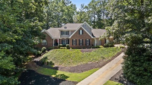 3095 Chattahoochee Trce, Gainesville, GA, 30506-2105 | Card Image