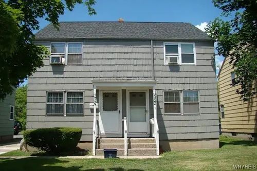 684 Taunton Pl, Buffalo, NY, 14216-2114 | Card Image