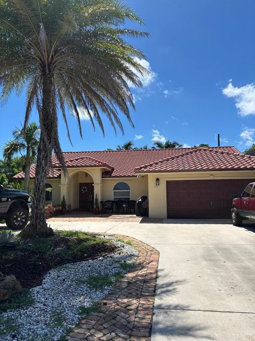 330 Sw 14th St, Deerfield Beach, FL, 33441-6523 | Card Image