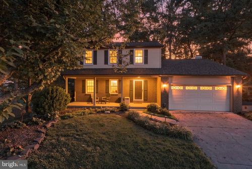 5700 Harrison House Ct, CENTREVILLE, VA, 20120-2807 | Card Image