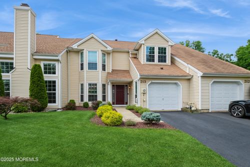 213 Daffodil Dr, Freehold, NJ, 07728-4063 | Card Image