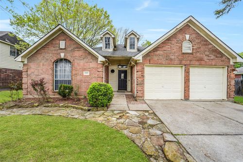 11610 Oak Lake Park Dr, Sugar Land, TX, 77498-7011 | Card Image
