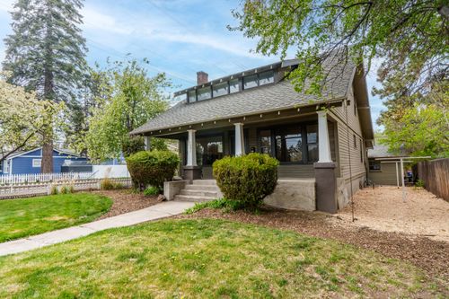 1605 Nw 1st St, Bend, OR, 97703-1805 | Card Image