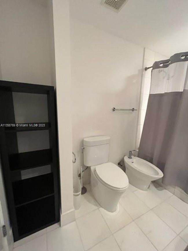 128 - 2950 Ne 188th St, Condo with 1 bedrooms, 1 bathrooms and null parking in Aventura FL | Image 9