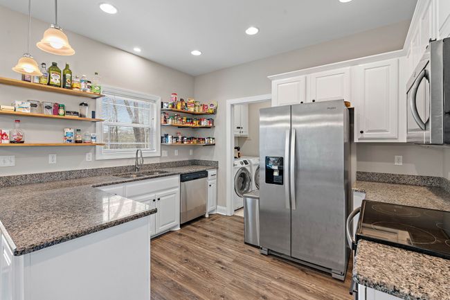 4233 Old Coopertown Rd, House other with 3 bedrooms, 2 bathrooms and null parking in Springfield TN | Image 9