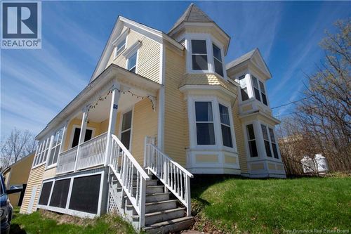 15 Allison Ave, Sackville, NB, E4L3L8 | Card Image
