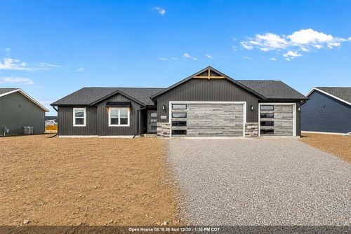 W6882 Mcallister Drive, GREENVILLE, WI, 54942 | Card Image