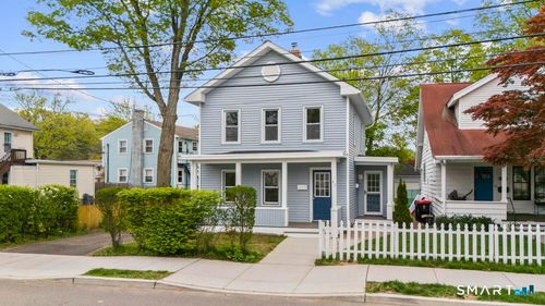 42 Center Ave, Norwalk, CT, 06851-3614 | Card Image
