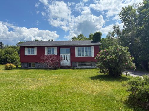 21 Clydesdale Rd, Clydesdale, NS, B2G2K9 | Card Image