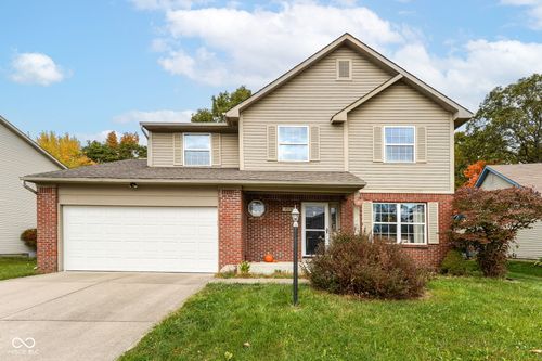 11122 Oakspring Ct, Indianapolis, IN, 46239-8804 | Card Image