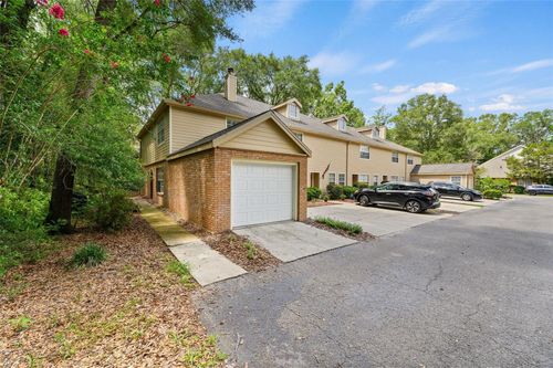 5261 97th Dr, GAINESVILLE, FL, 32608-4153 | Card Image
